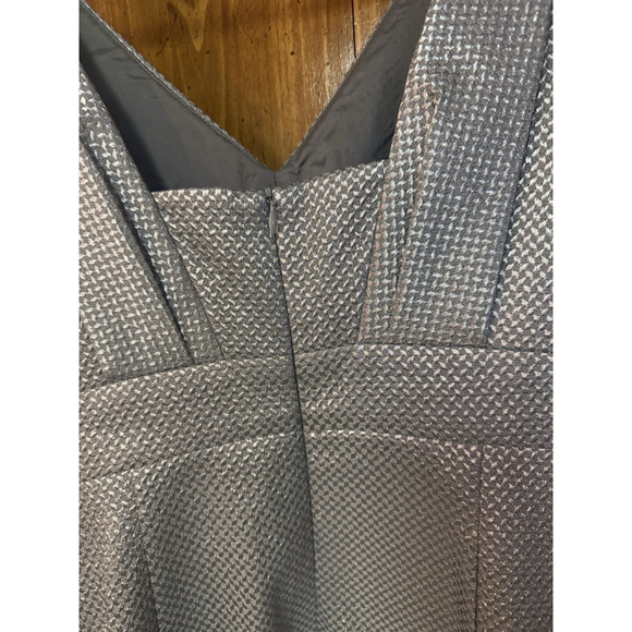 Vintage Y2K Talbots Sleeveless Silver Metallic V-neck Dress Size 6 Holiday - Picture 4 of 6